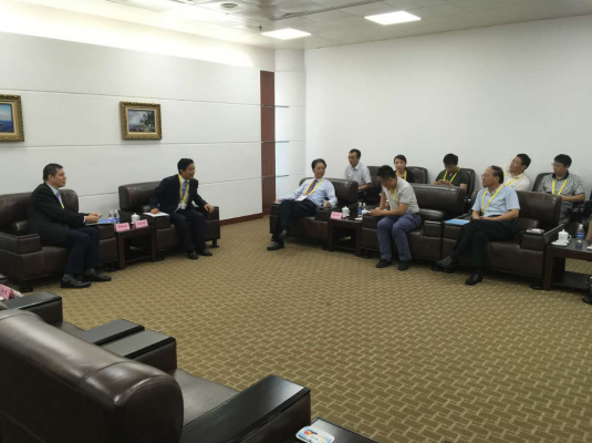 猫先生官网董事长郑两斌与山东省商务厅辅导对接洽谈 