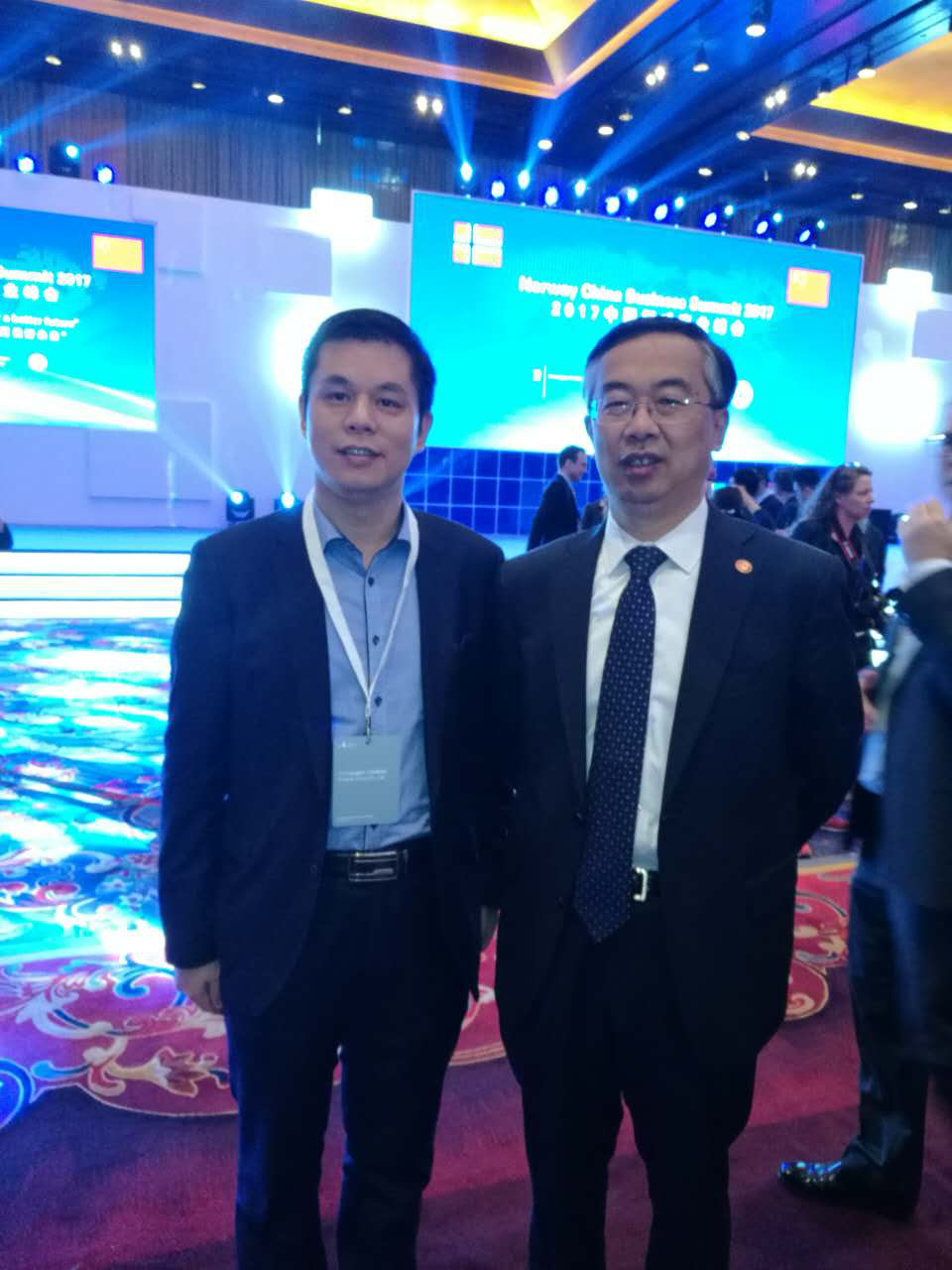 猫先生官网董事长郑两斌与中国驻挪威使王民